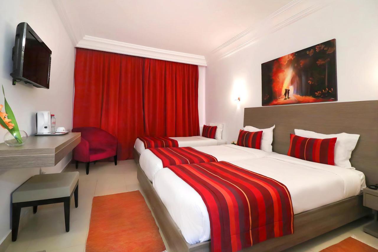 Hotel El Oumara Tunisi Esterno foto
