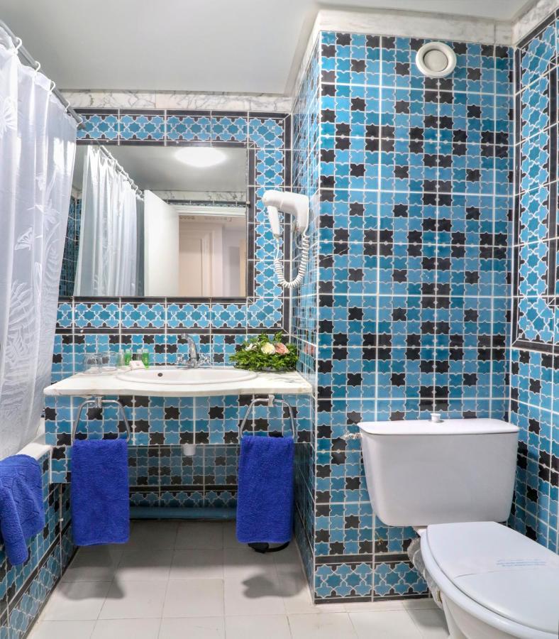 Hotel El Oumara Tunisi Esterno foto
